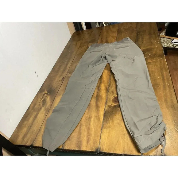 Kuhl Durango Pants Womens Gray Ruched Leg Hiking Nylon Outdoor Size 2 Regular - Picture 2 of 15